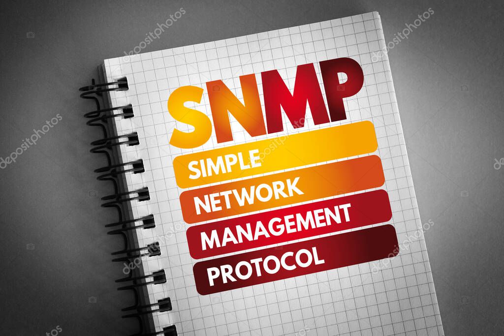 Postazione con computer, stampante e router WiFi in ufficio